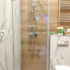 shower-stall